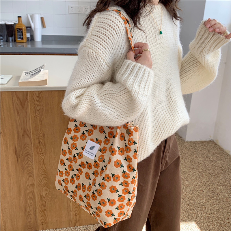 Four-in-one Buckle Large-capacity Women's Bag - Image 2